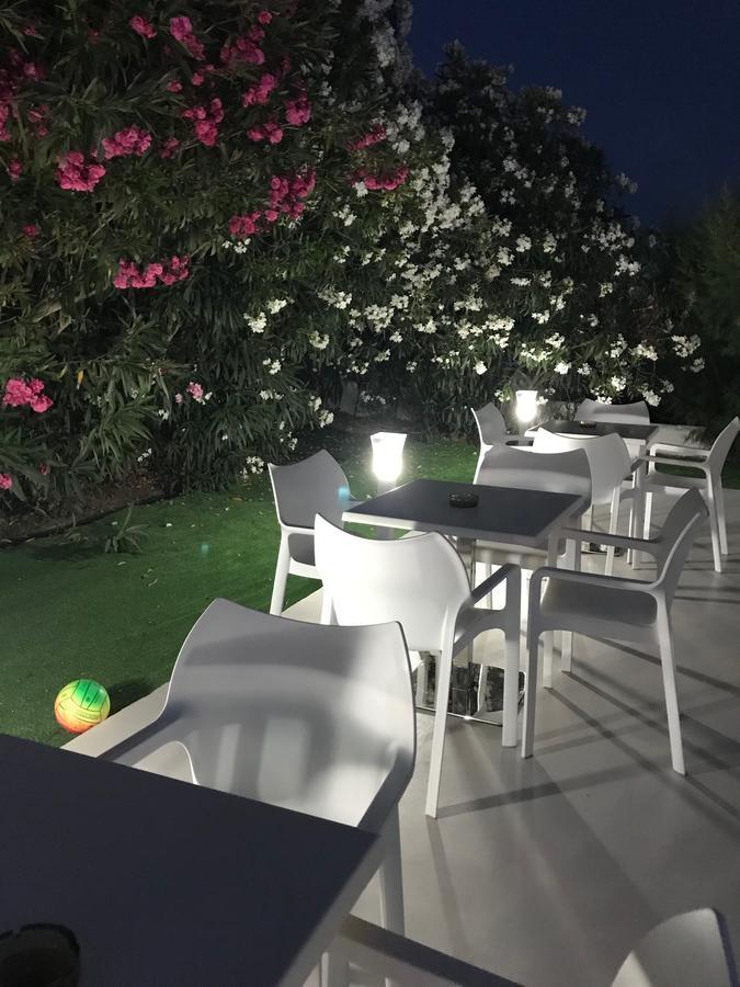 KalamákionVicky'S Gardenアパートメント エクステリア 写真